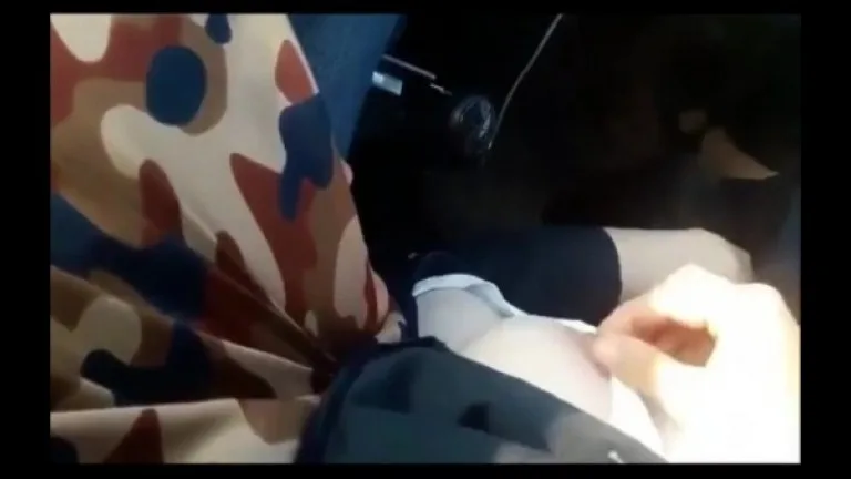 turkler otel odasinda porno cekiyorlar.jpg