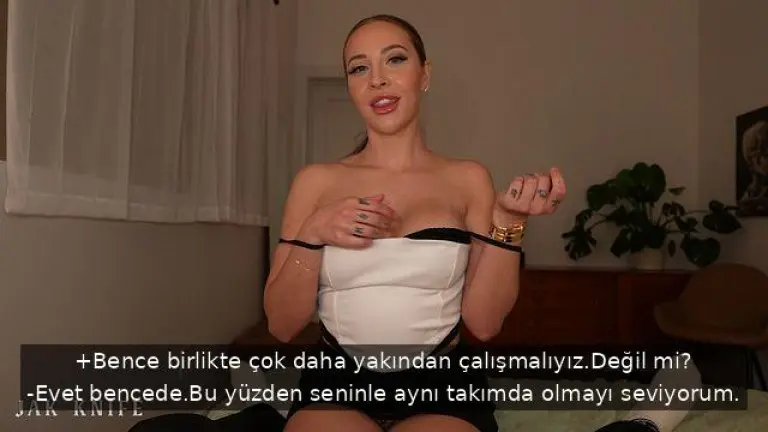 is gezisindeki seksi orospu yogun stresten kalin bir yarrak sayesinde uzaklasiyor.jpg